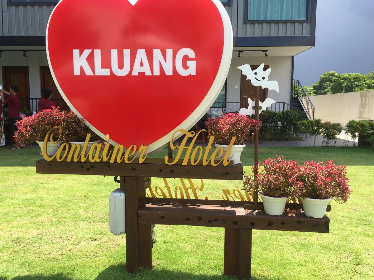 Kluang Container Swimming Pool Hotel Екстер'єр фото